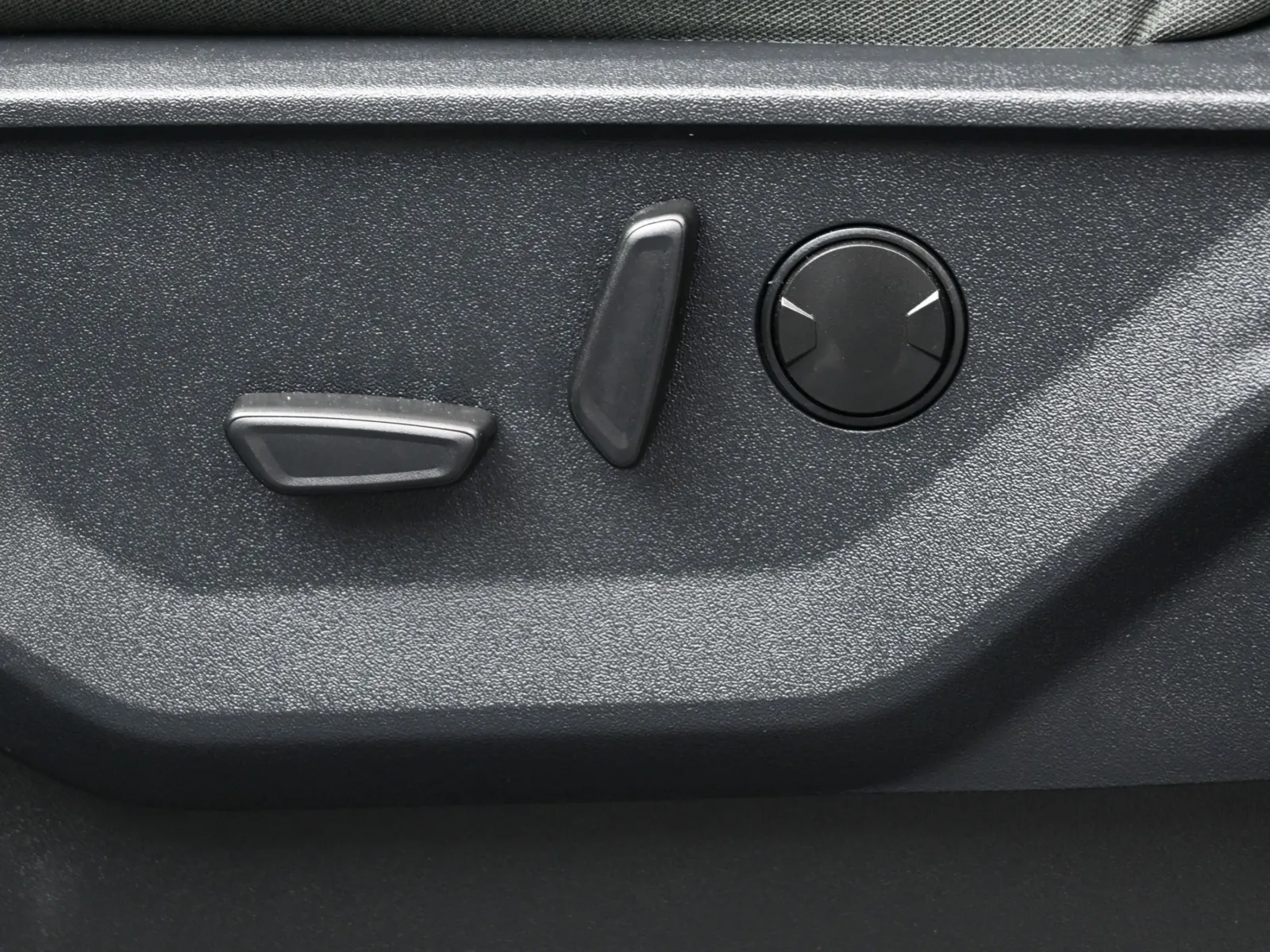 2023 Ford F-150 XLT - Photo 10