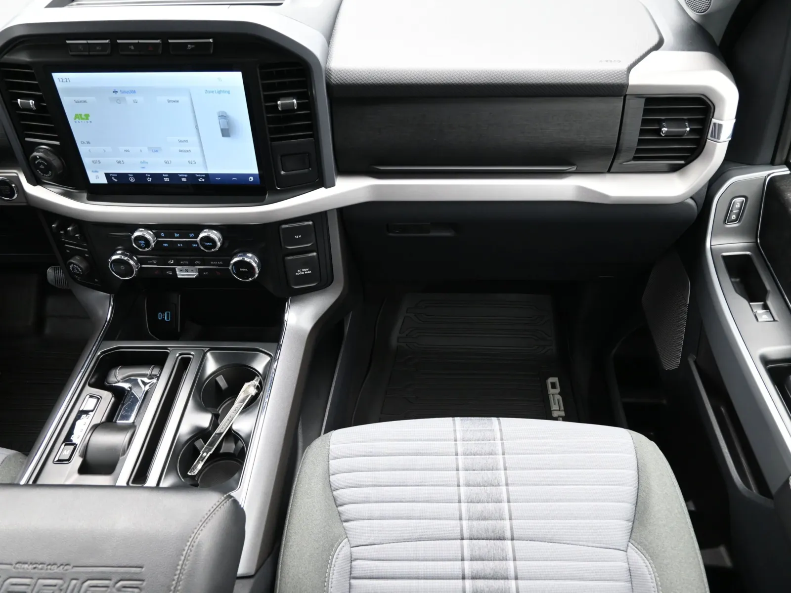 2023 Ford F-150 XLT - Photo 41