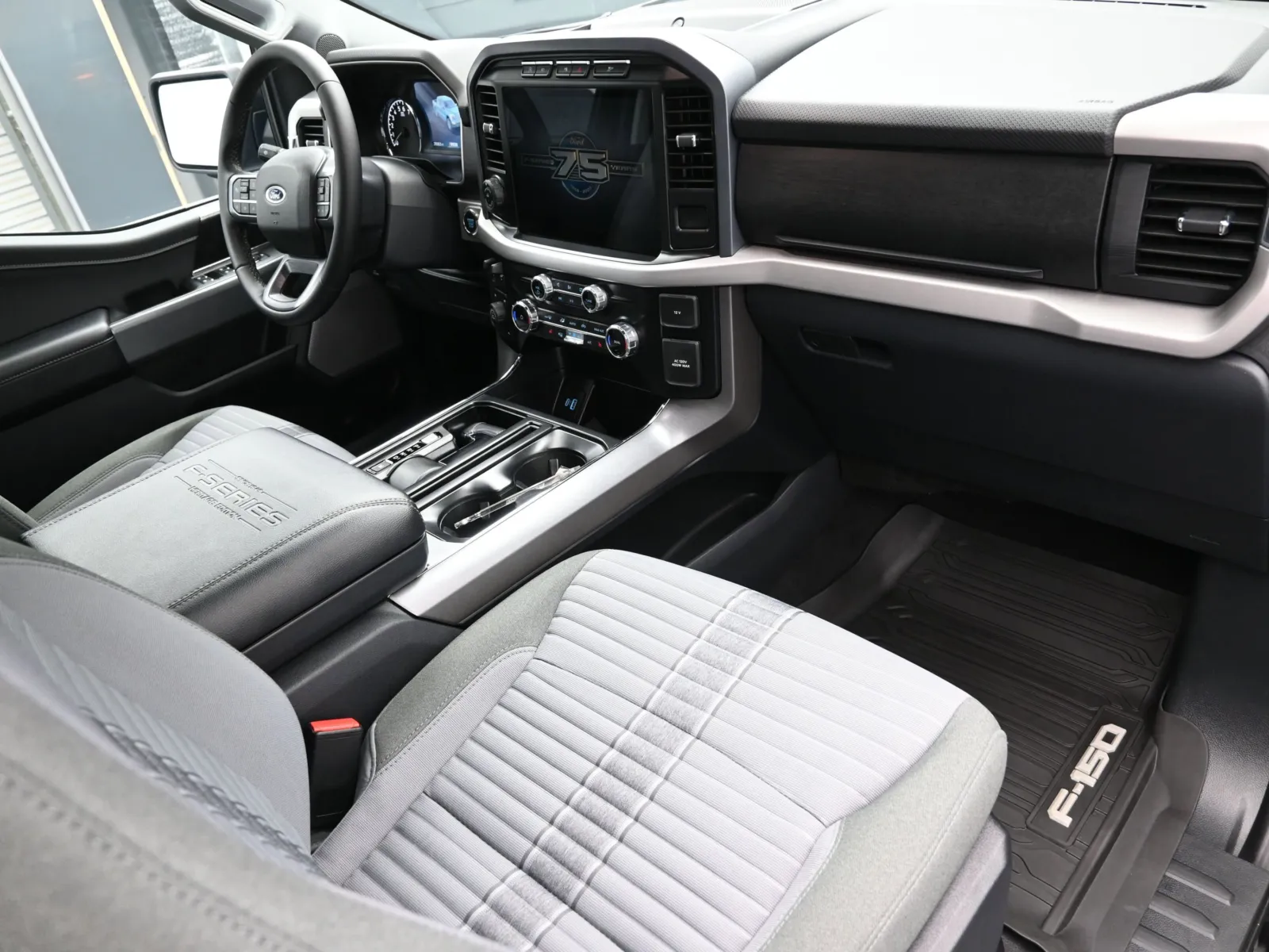 2023 Ford F-150 XLT - Photo 42