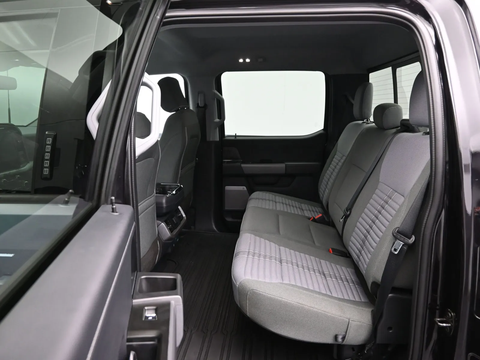 2023 Ford F-150 XLT - Photo 11