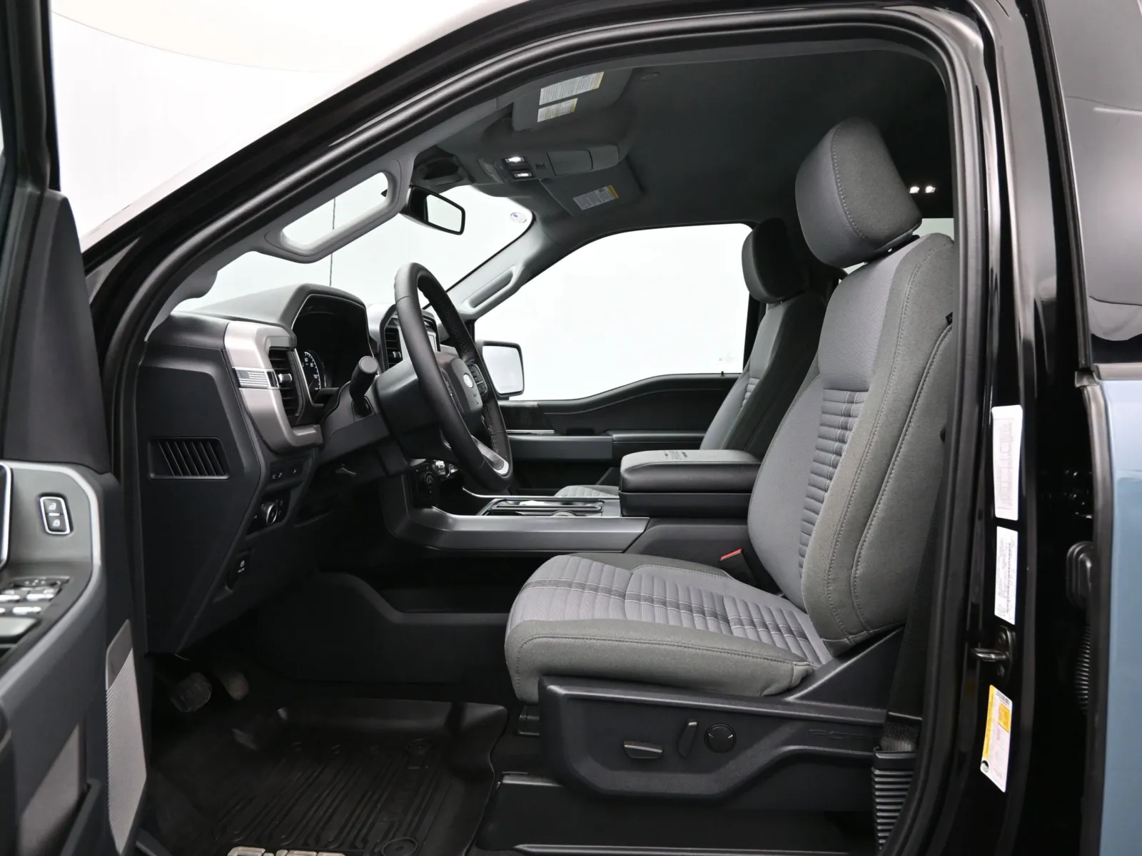 2023 Ford F-150 XLT - Photo 9