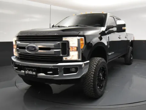 Photos of 2017 Ford Super Duty F-350 SRW XLT for sale in San Antonio, TX at got Trucks?