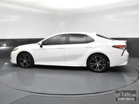 Another view of 2019 Toyota Camry SE for sale in San Antonio, TX at got Trucks?