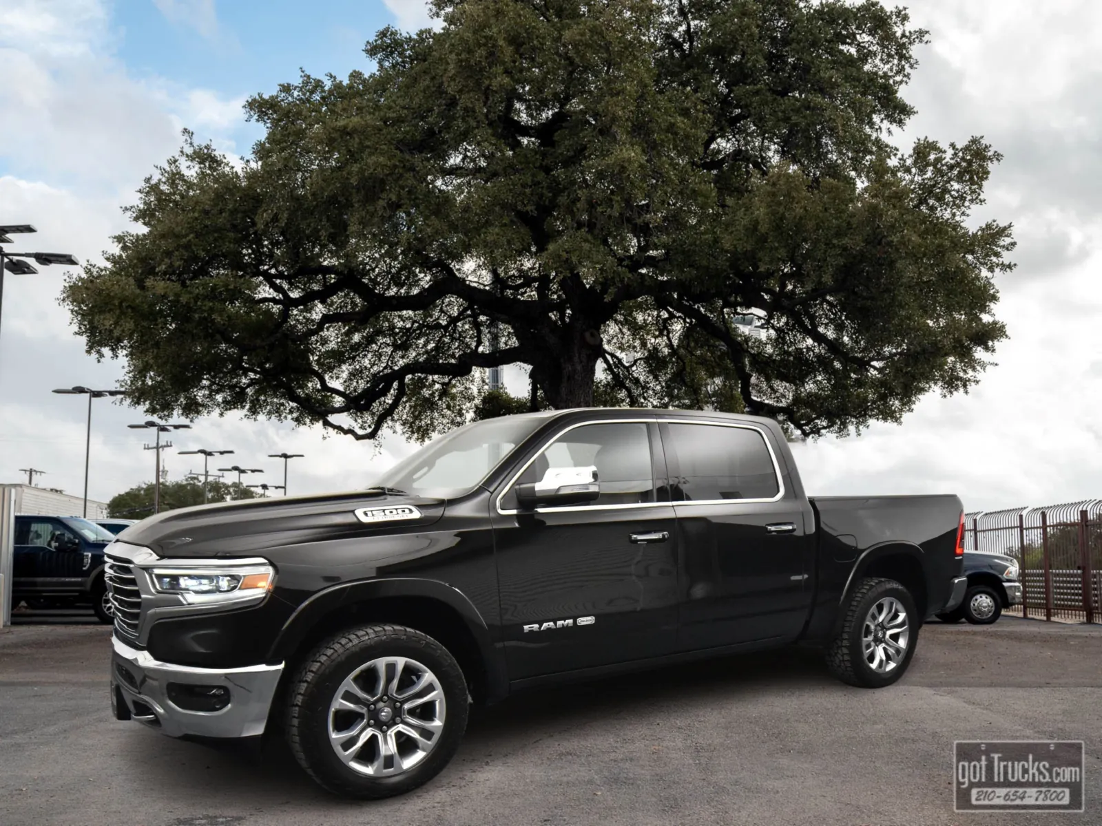 Black 2022 Ram 1500 Longhorn for sale in San Antonio, TX