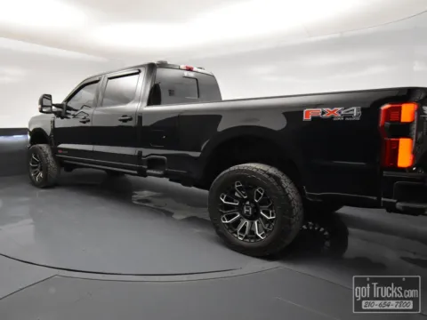 More photos of 2025 Ford Super Duty F-350 SRW Platinum at got Trucks?, TX