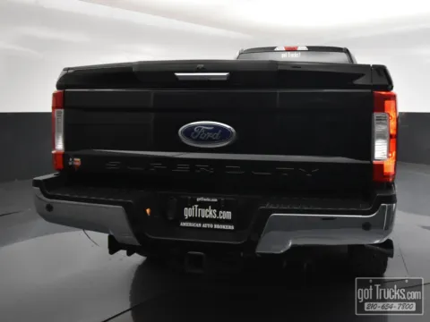 More photos of 2017 Ford Super Duty F-350 SRW XLT at got Trucks?, TX