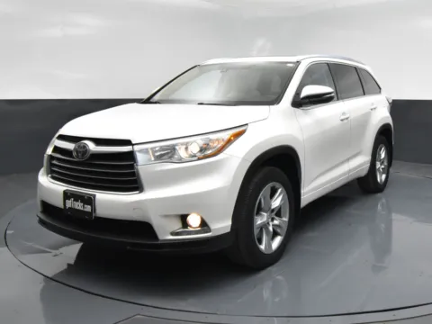 Photos of 2014 Toyota Highlander Limited for sale in San Antonio, TX at got Trucks?