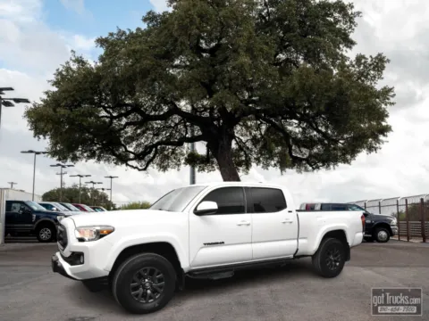 White 2022 Toyota Tacoma SR5 for sale in San Antonio, TX
