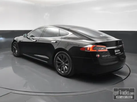 More photos of 2019 Tesla Model S 100D at got Trucks?, TX