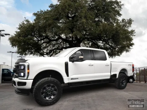 White 2024 Ford Super Duty F-250 SRW LARIAT for sale in San Antonio, TX