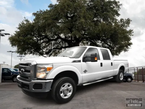 White 2012 Ford Super Duty F-250 SRW XLT for sale in San Antonio, TX