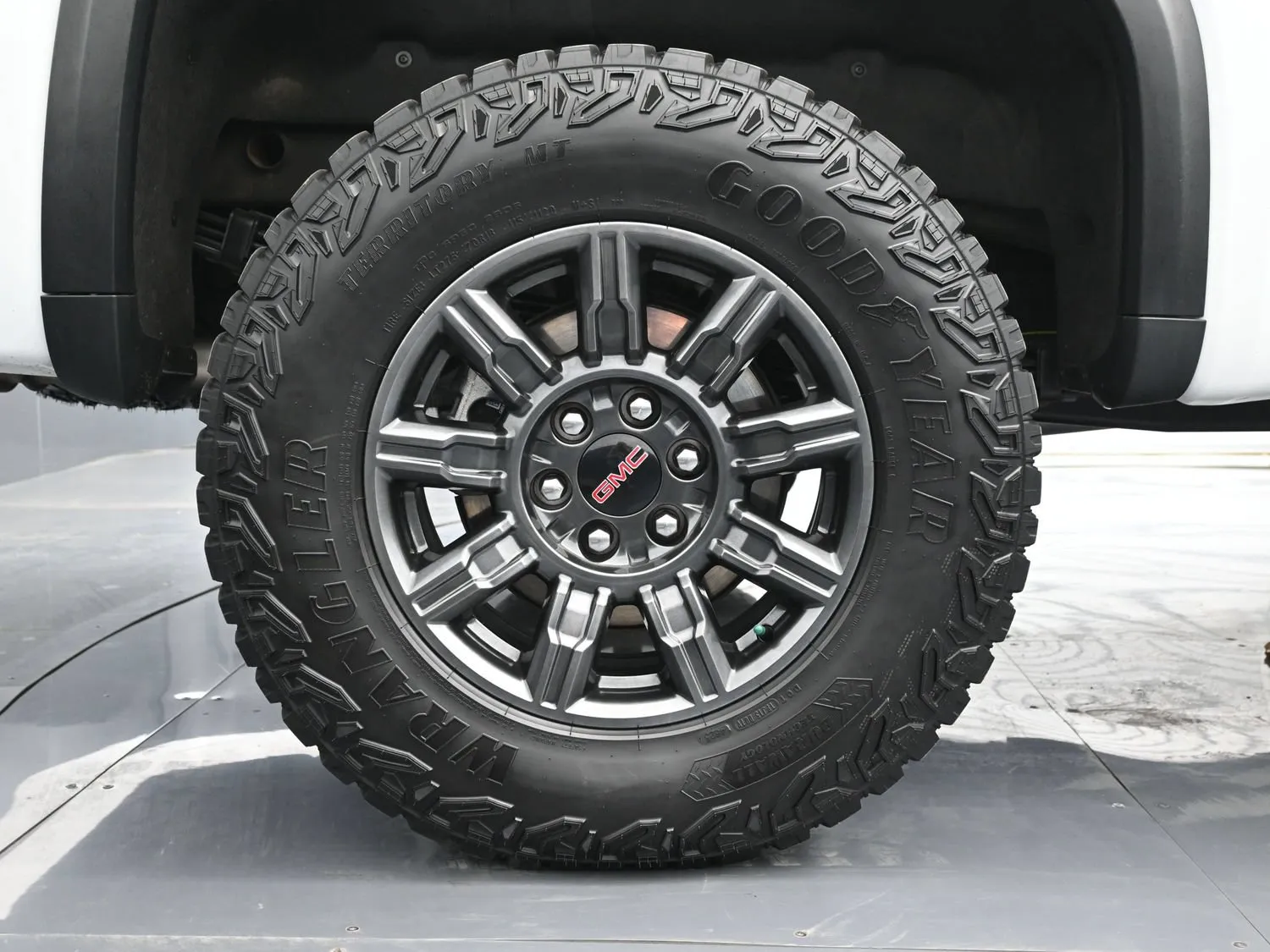 2024 GMC Sierra 1500 AT4X - Photo 18