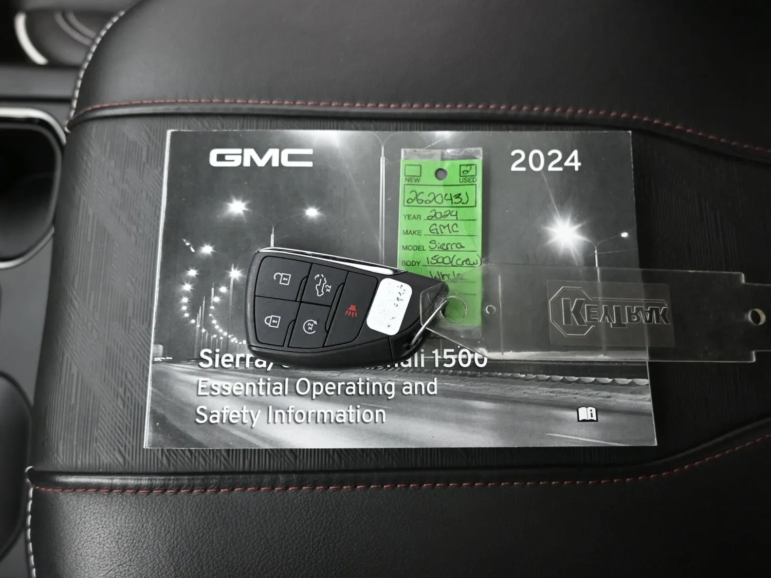 2024 GMC Sierra 1500 AT4X - Photo 20