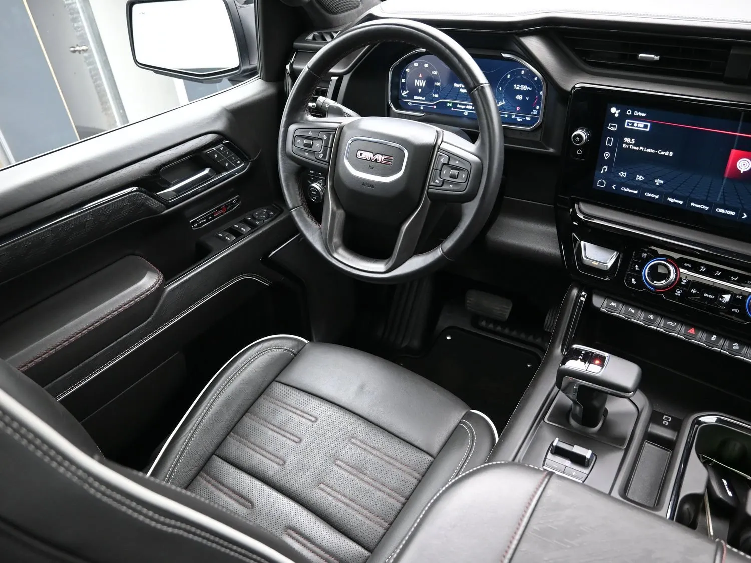 2024 GMC Sierra 1500 AT4X - Photo 24