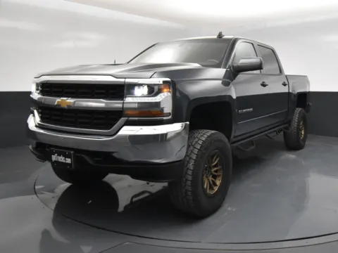 Photos of 2018 Chevrolet Silverado 1500 LT for sale in San Antonio, TX at got Trucks?