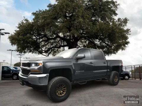 Gray 2018 Chevrolet Silverado 1500 LT for sale in San Antonio, TX