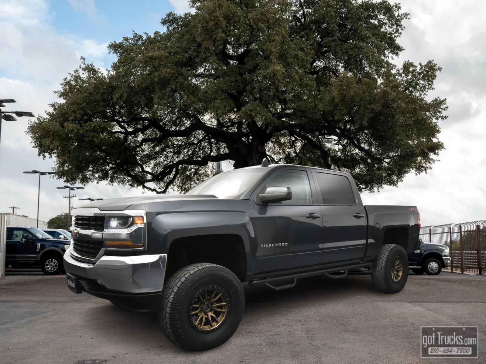 Gray 2018 Chevrolet Silverado 1500 LT for sale in San Antonio, TX