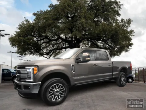 Gray 2019 Ford Super Duty F-250 SRW LARIAT for sale in San Antonio, TX