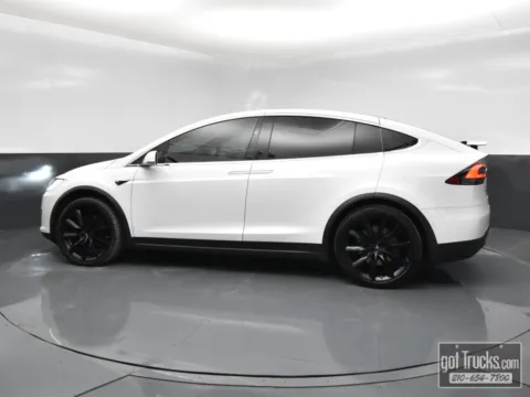 Another view of 2021 Tesla Model X Long Range for sale in San Antonio, TX at got Trucks?