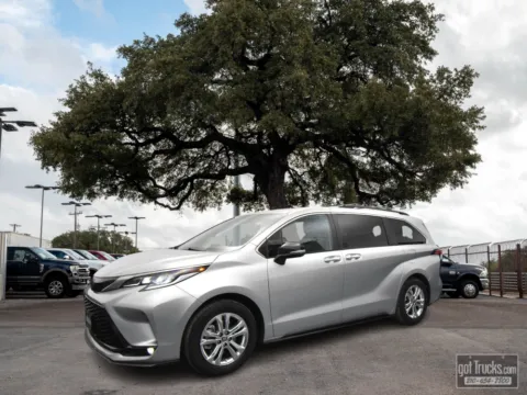 Silver 2023 Toyota Sienna XSE 25th Anniversary for sale in San Antonio, TX