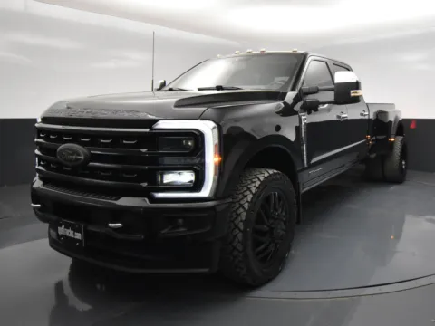 Photos of 2024 Ford Super Duty F-350 DRW Platinum for sale in San Antonio, TX at got Trucks?