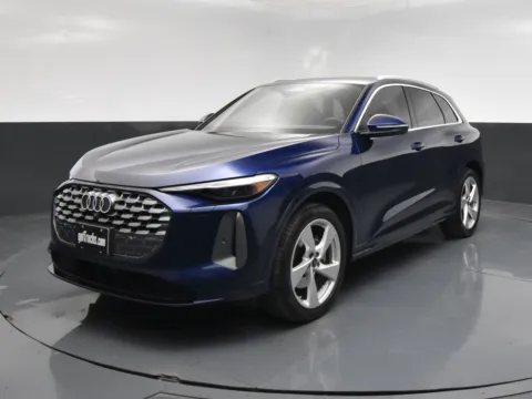 Photos of 2025 Audi Q5 Prestige for sale in San Antonio, TX at got Trucks?