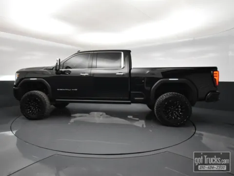 Another view of 2024 GMC Sierra 2500HD Denali Ultimate for sale in San Antonio, TX at got Trucks?
