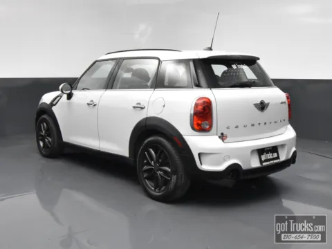 More photos of 2014 MINI Cooper Countryman S at got Trucks?, TX