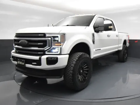 Photos of 2022 Ford Super Duty F-350 SRW Platinum for sale in San Antonio, TX at got Trucks?