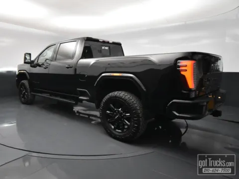 More photos of 2024 GMC Sierra 2500HD AT4 at got Trucks?, TX