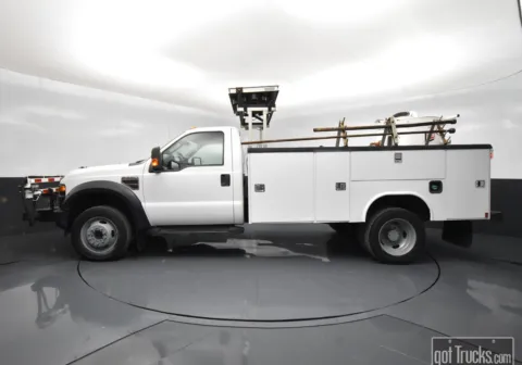Another view of 2009 Ford Super Duty F-550 DRW XL for sale in San Antonio, TX at got Trucks?