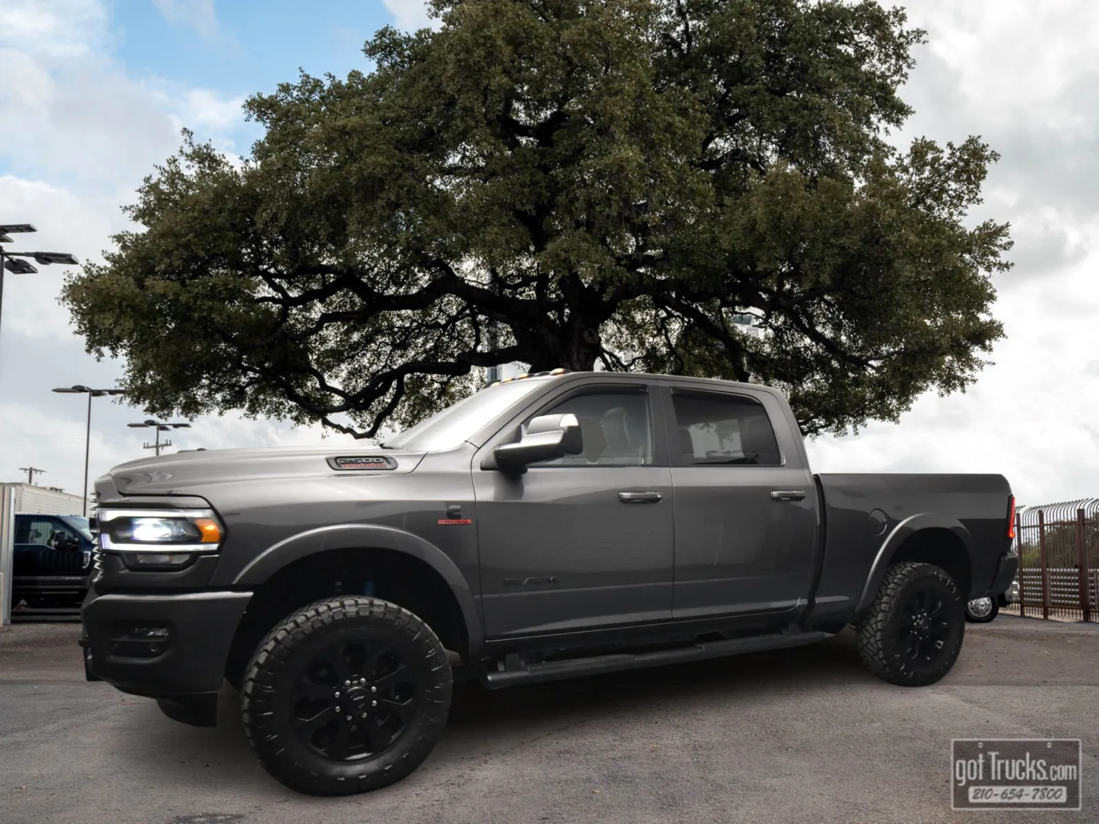 2022 RAM 2500 Laramie 4X4 Crew Cab SWB's photo