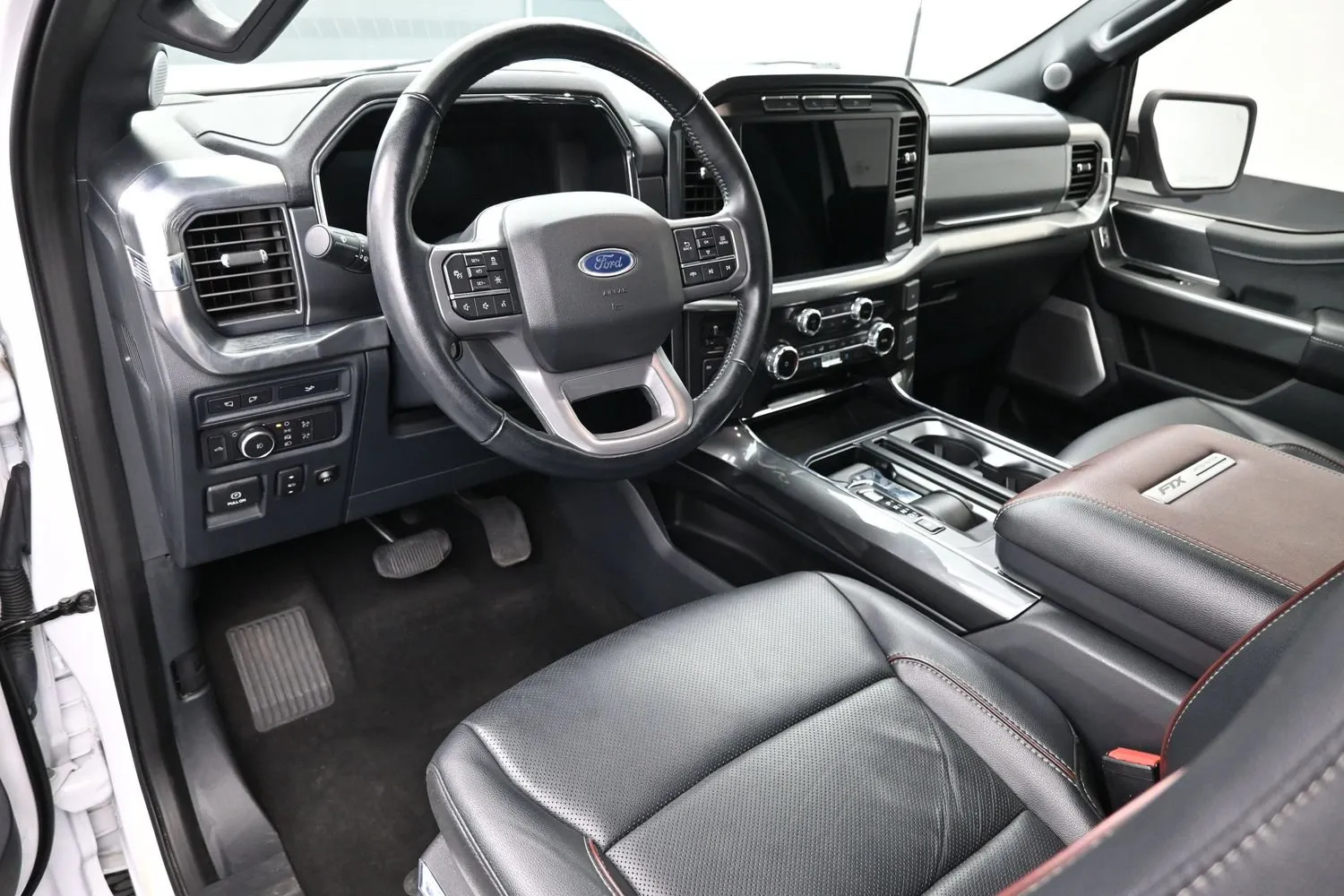 2022 Ford F-150 Lariat - Photo 22