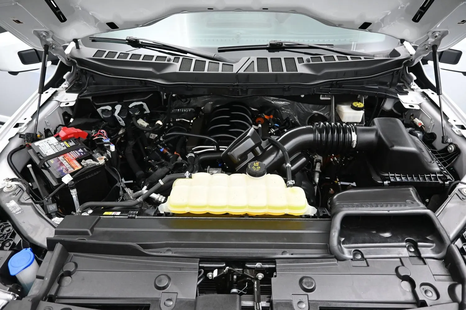 2022 Ford F-150 Lariat - Photo 8