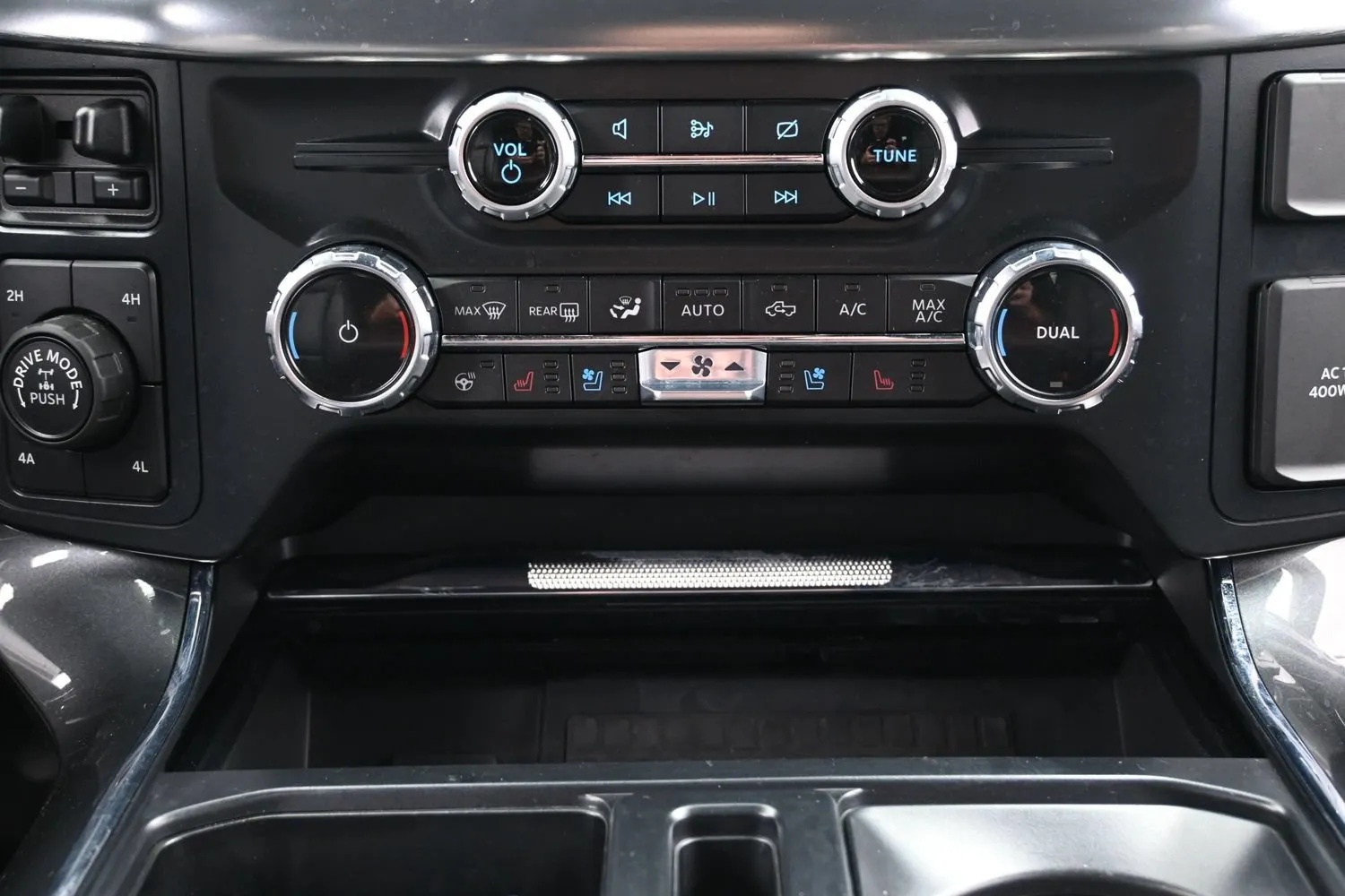 2022 Ford F-150 Lariat - Photo 38