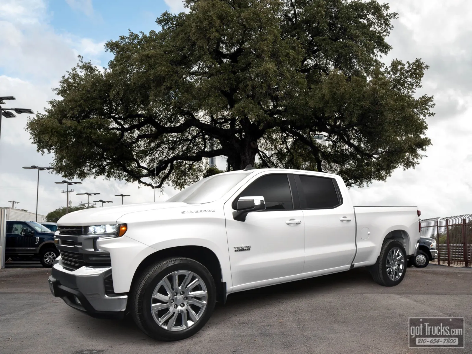 White 2021 Chevrolet Silverado 1500 LT for sale in San Antonio, TX