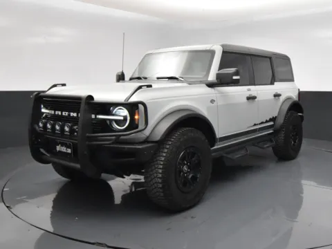 Photos of 2023 Ford Bronco Wildtrak for sale in San Antonio, TX at got Trucks?