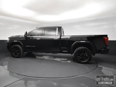 Another view of 2022 GMC Sierra 2500HD Denali for sale in San Antonio, TX at got Trucks?
