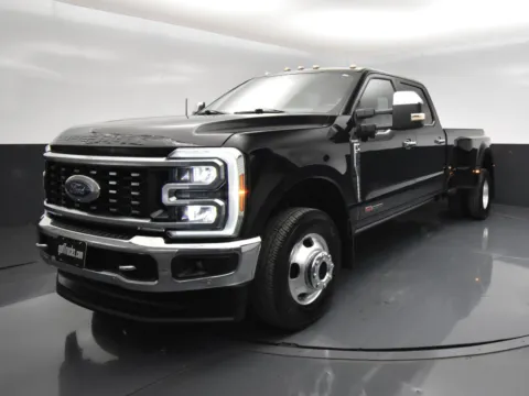 Photos of 2023 Ford Super Duty F-350 DRW King Ranch for sale in San Antonio, TX at got Trucks?