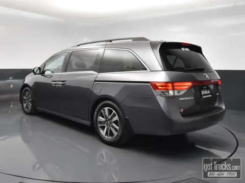 More photos of 2016 Honda Odyssey Touring Elite at got Trucks?, TX