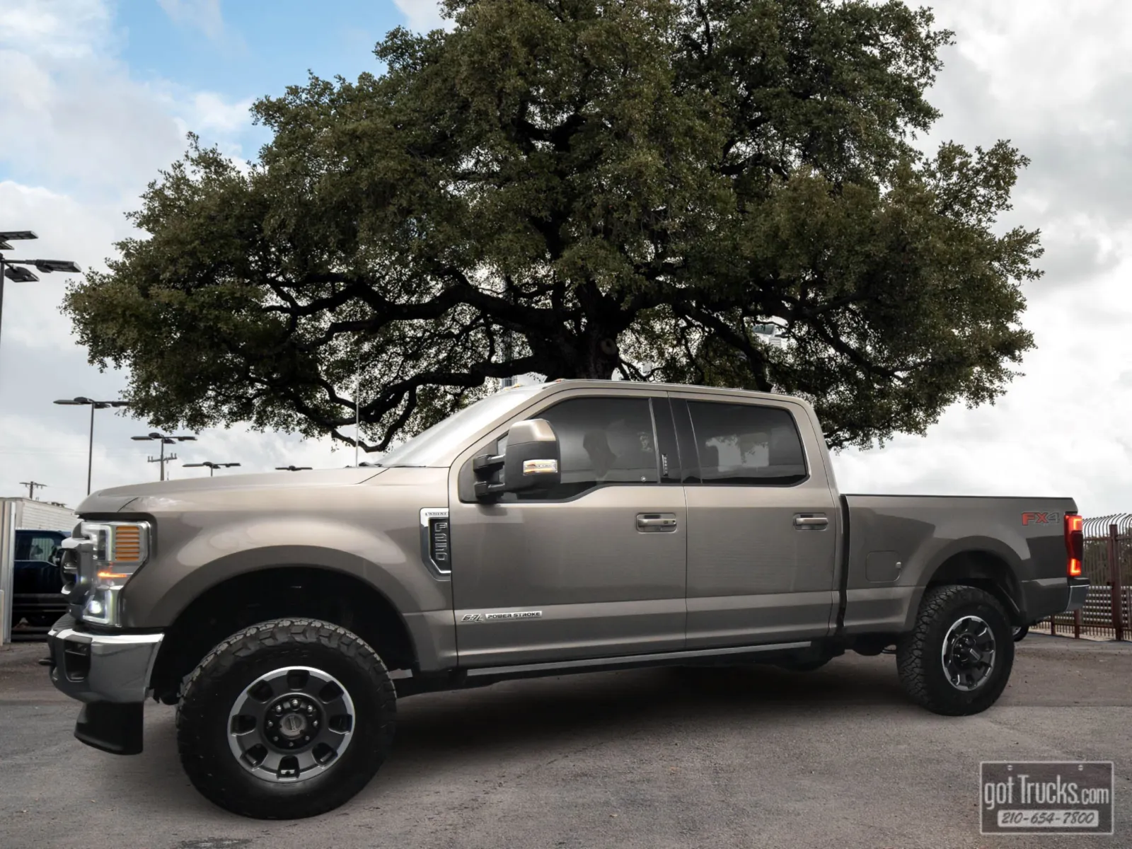 2020 Ford F-250 Lariat 4x4 Crew Cab 6-3/4' Box's photo