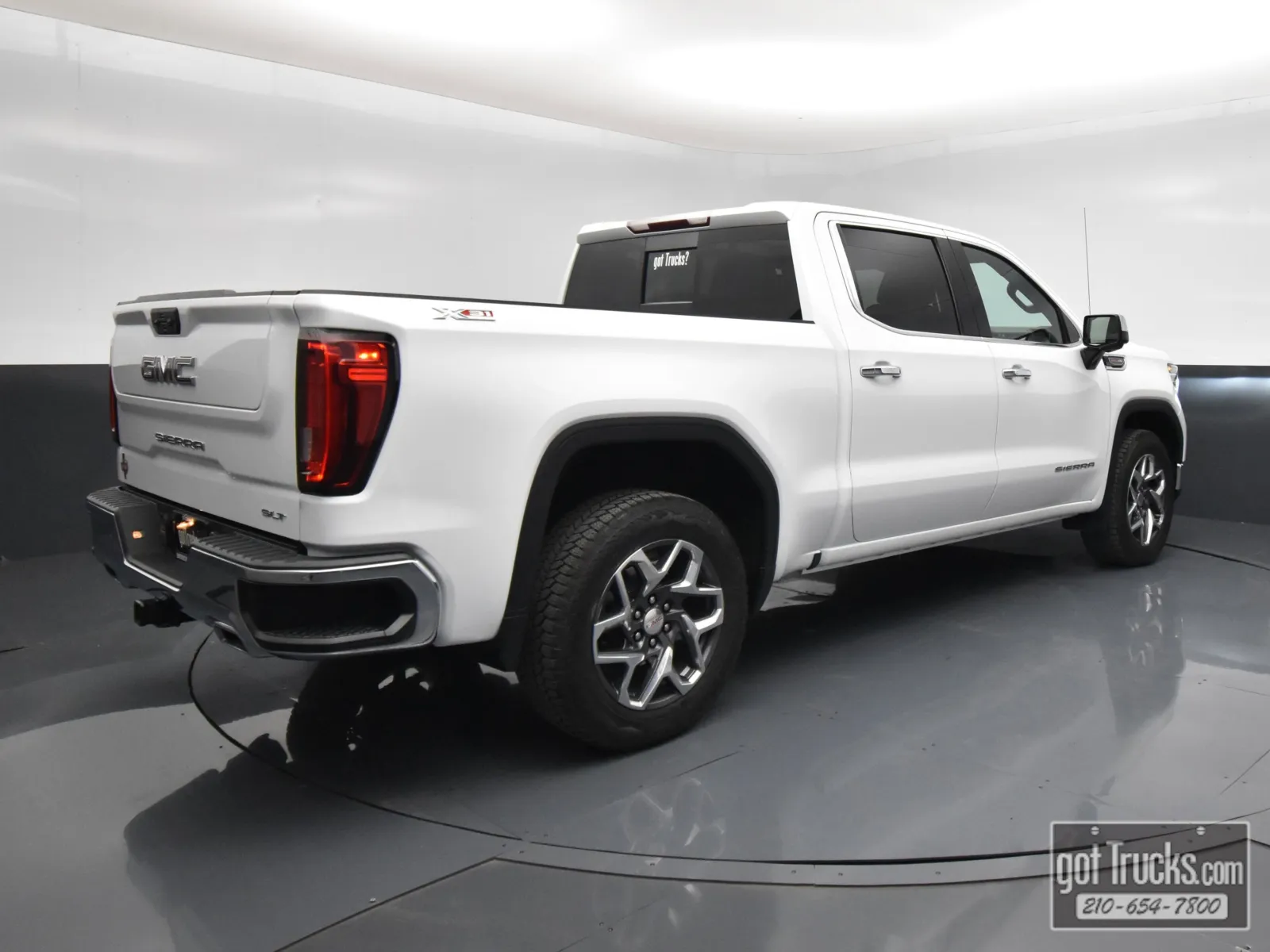 2023 GMC Sierra 1500 SLT - Photo 49