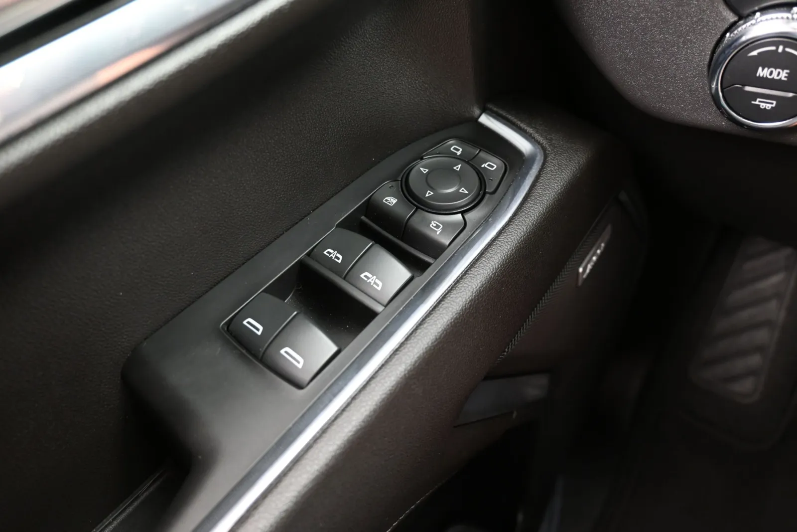 2023 GMC Sierra 1500 SLT - Photo 25