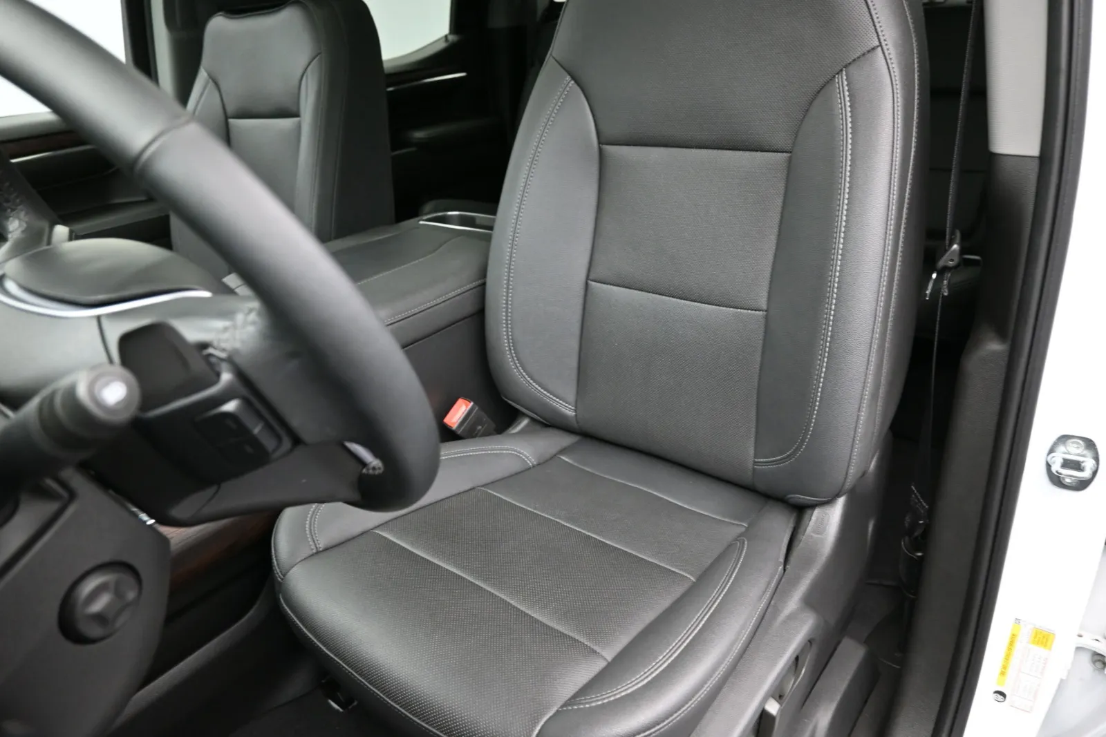 2023 GMC Sierra 1500 SLT - Photo 21