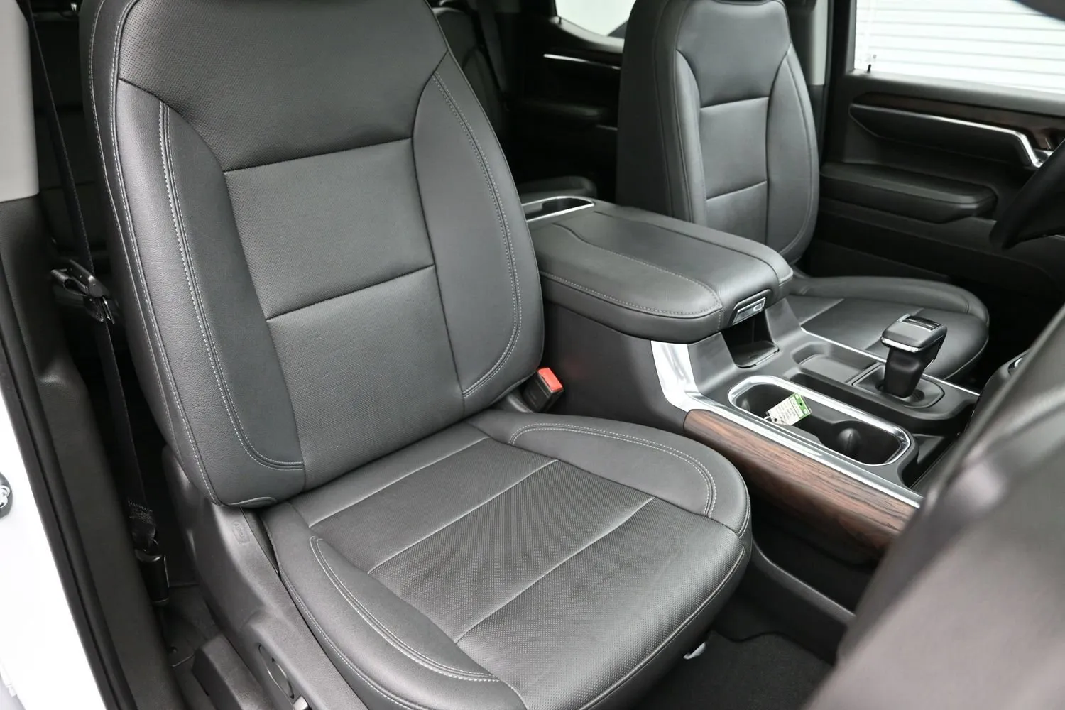 2023 GMC Sierra 1500 SLT - Photo 42