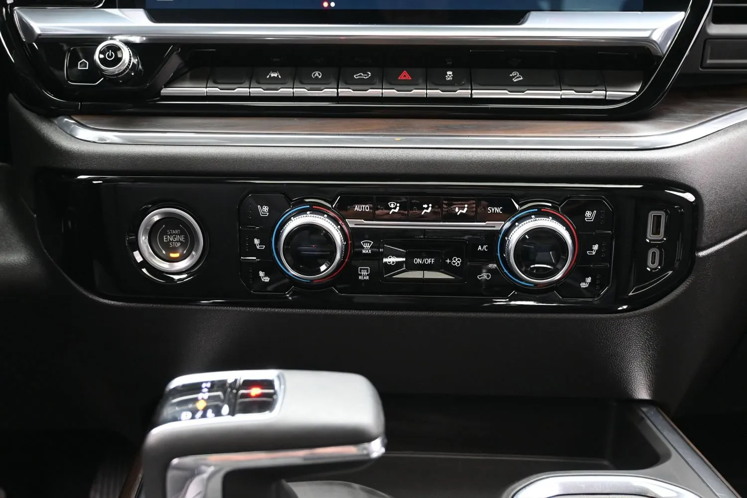 2023 GMC Sierra 1500 SLT - Photo 38