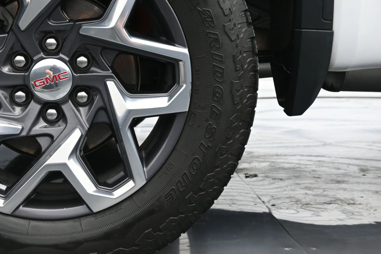 2023 GMC Sierra 1500 SLT - Photo 45