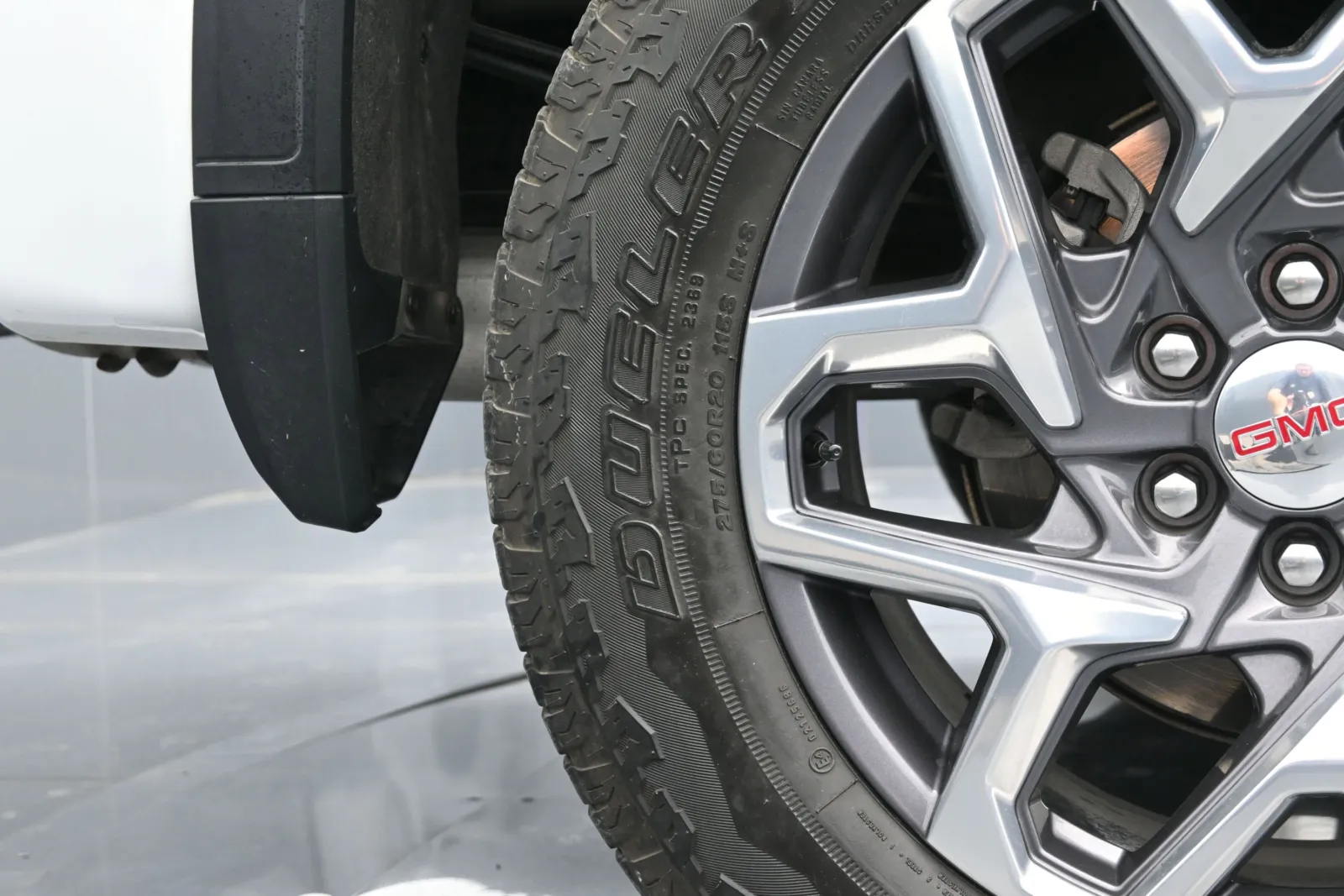 2023 GMC Sierra 1500 SLT - Photo 46
