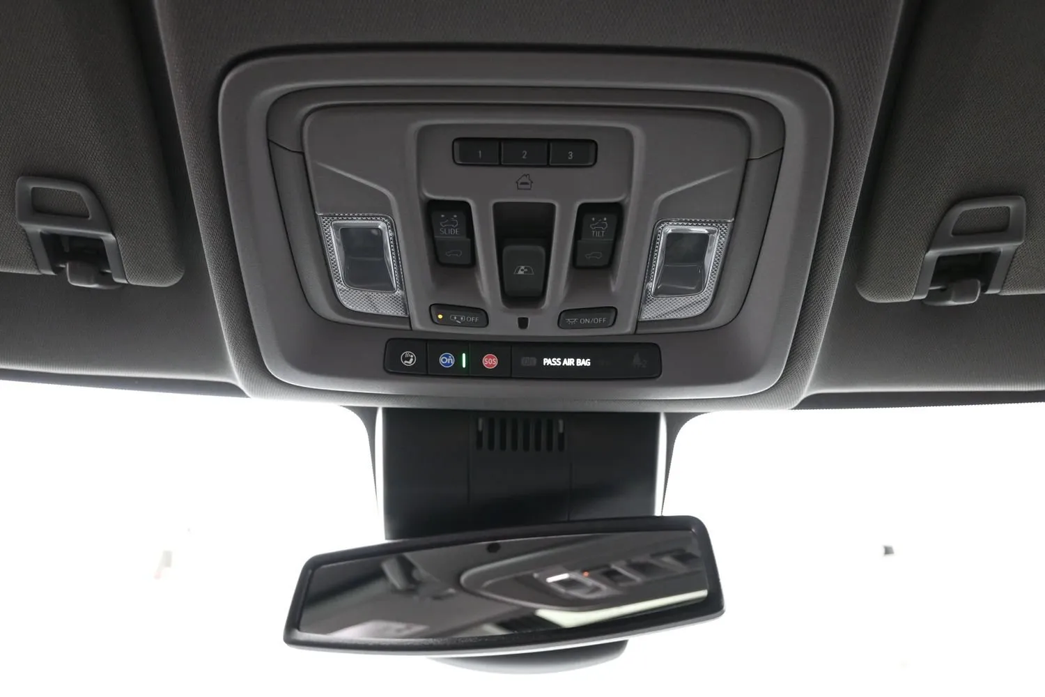 2023 GMC Sierra 1500 SLT - Photo 28