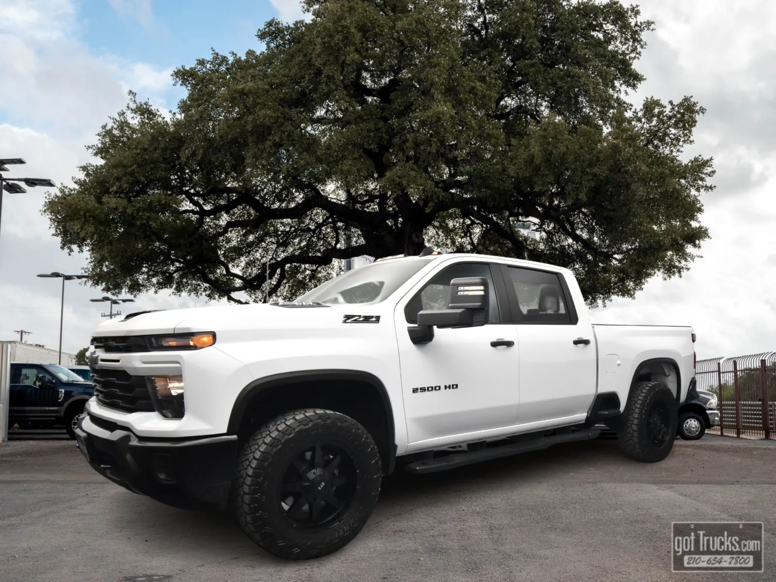 2024 Chevrolet Silverado HD Custom 4WD Crew Cab Standard Box's photo